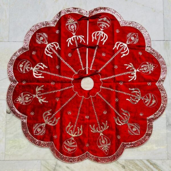 Tree skirt